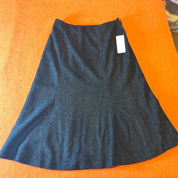 Uniqlo dark gray women wool blend flare skirt NWT - Picture 9 of 10